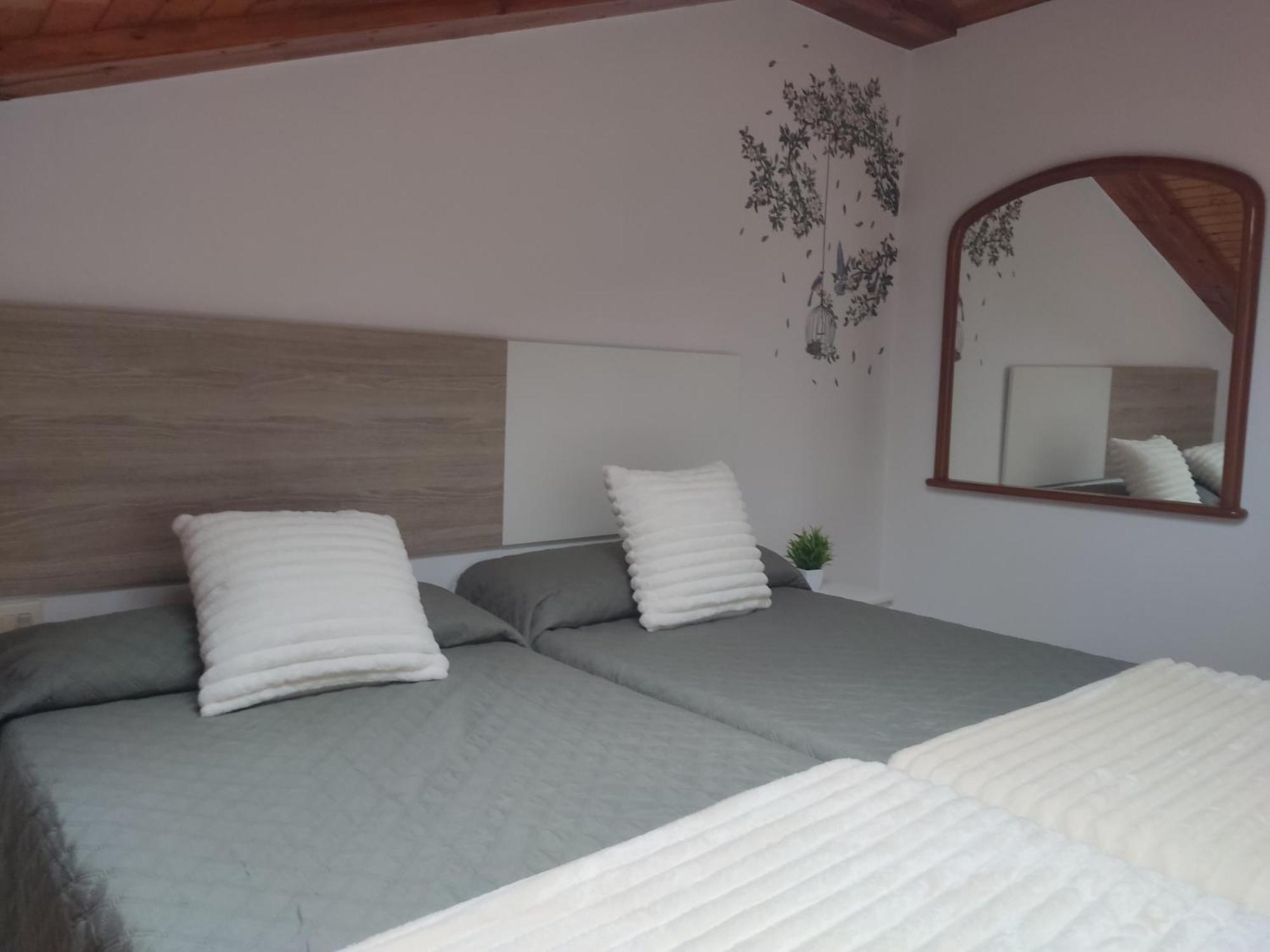 Buen Camino Arzua Apartment Room photo